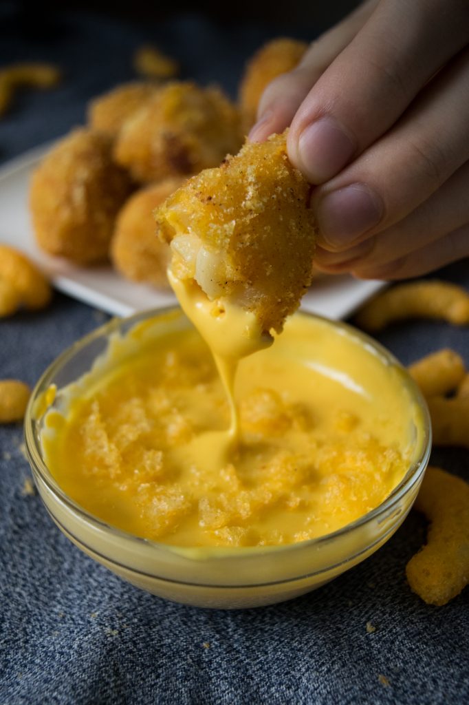 Burger King'o Mac n’ Cheetos™