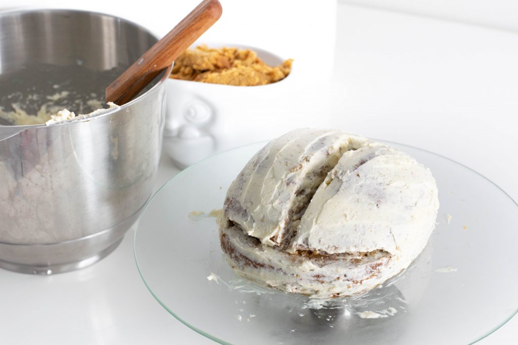 Halloween Pumpkin Cake - Brains
