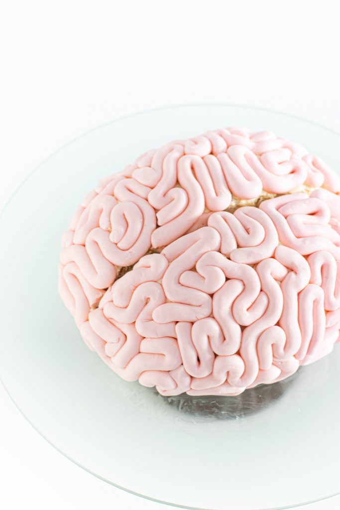Halloween Pumpkin Cake - Brains