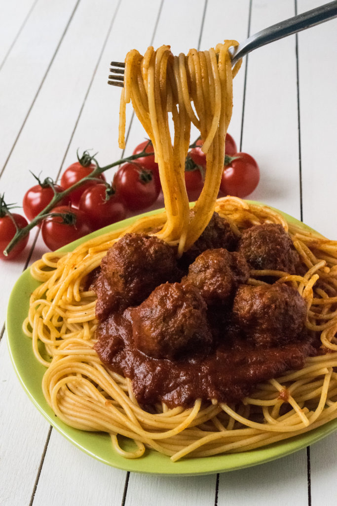 spageti su kukuliais ir padazu