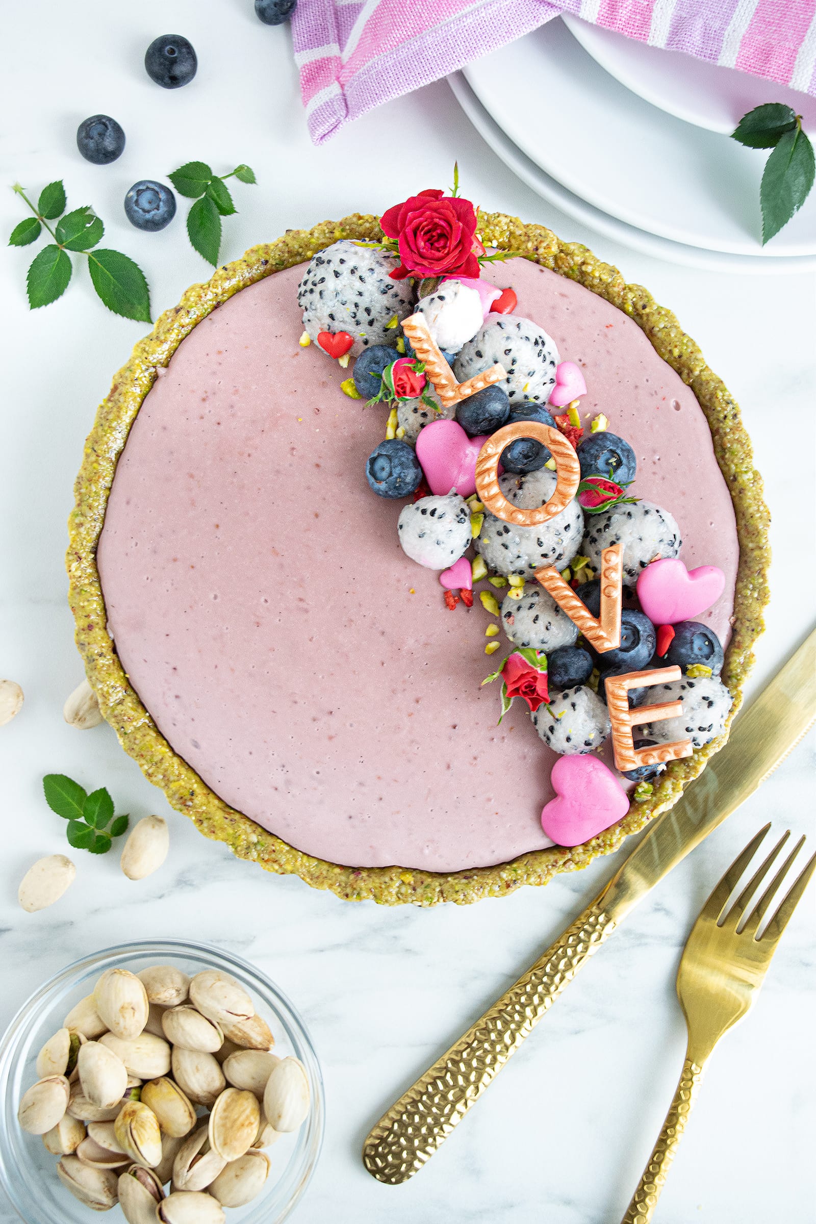 Veganiška Braškių ir Pistacijų Tarta 🍓🥧